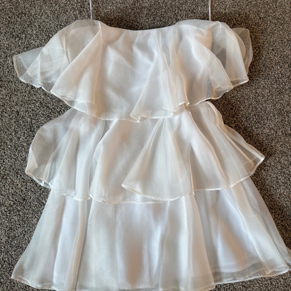 Abercrombie 3 tiered ruffle bridal event dress